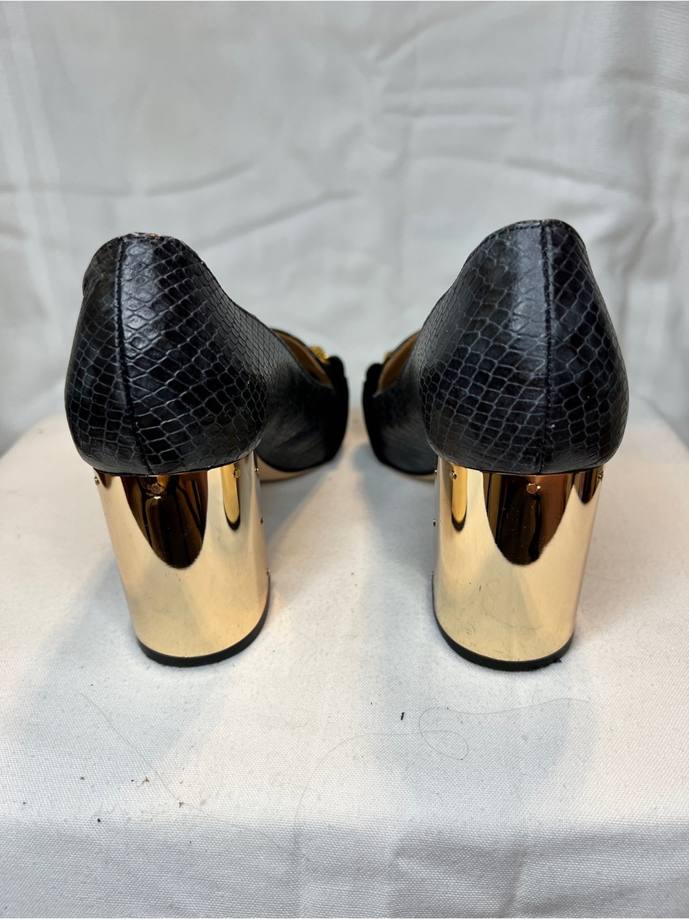 EC Tory Burch Jessa Pumps. Snake Print, Velvet, Leather. Gold Accents. Women’s 7 - Picture 7 of 7
